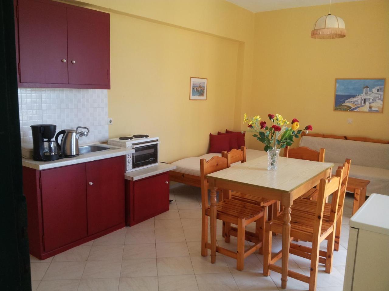 Front Salvanos Hotel apartamentowy 2*